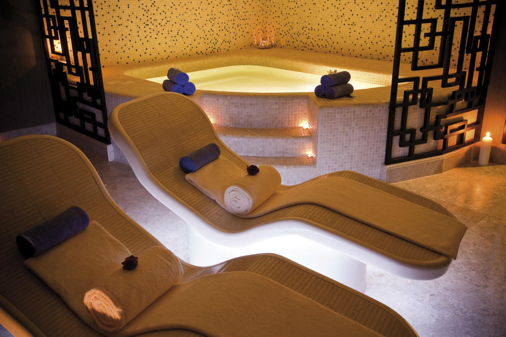 شاطئ موفنبيك منتجع 5*